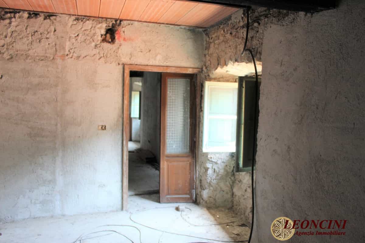 House in Bagnone, Tuscany 11554096