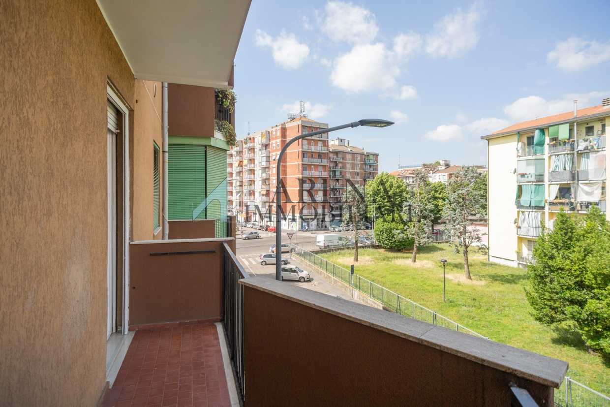 Condominium in Milan, Lombardy 11554403