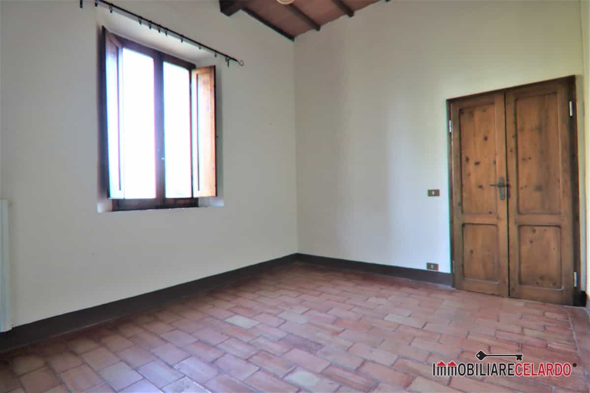 Dom w , Tuscany 11554415
