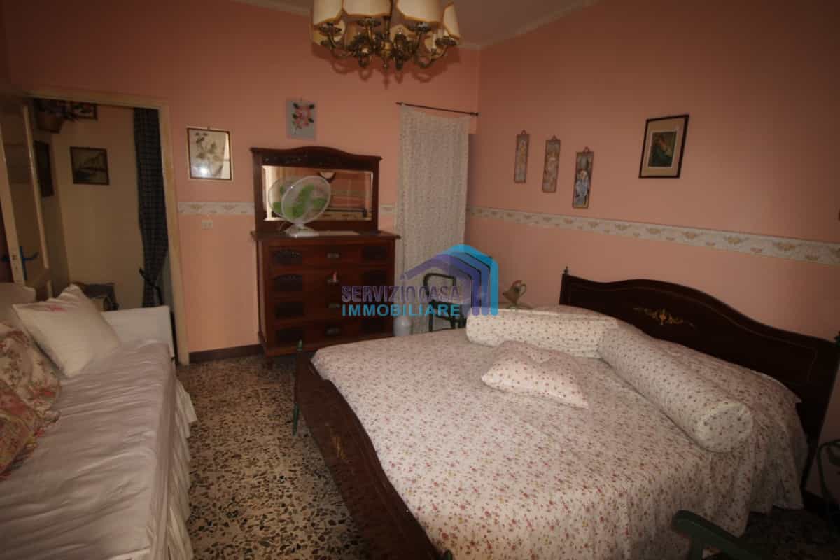 Dom w Santa Caterina Villarmosa, Sycylia 11554435