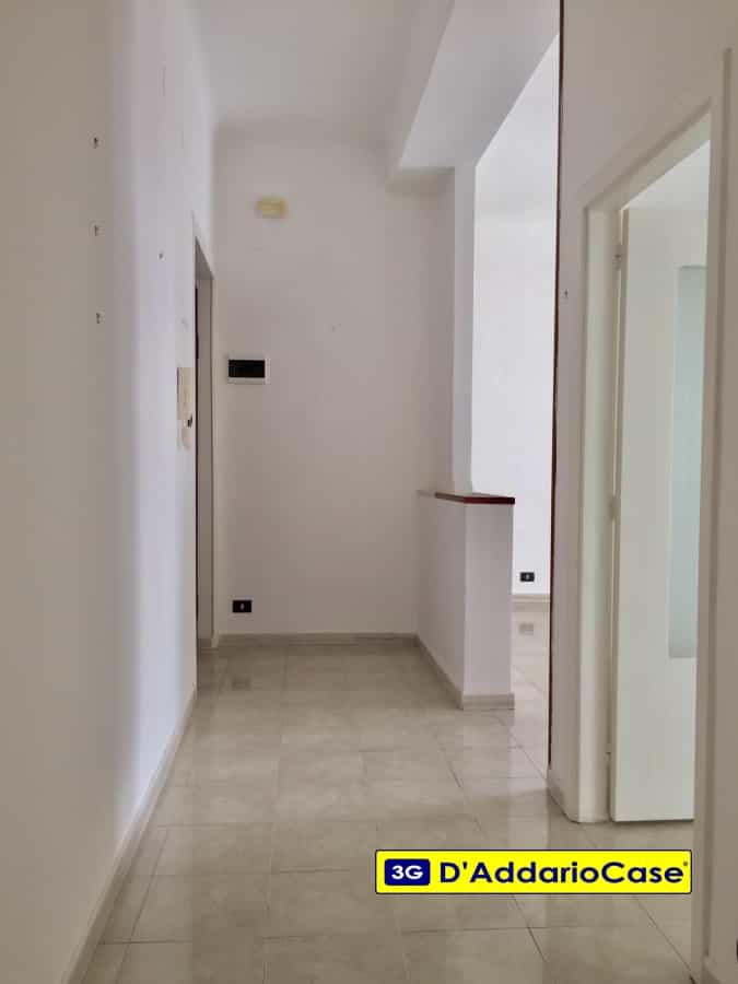 Condominium in , Apulia 11554517