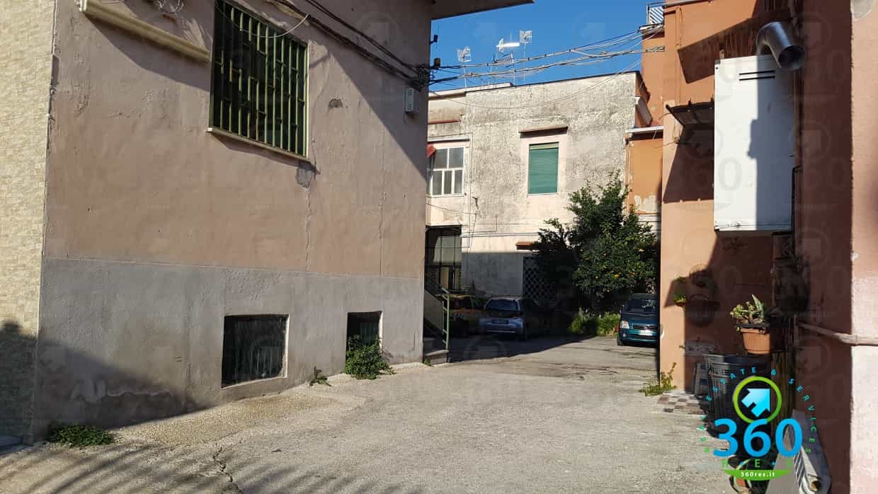 Condominium in Campagna, Campania 11554570