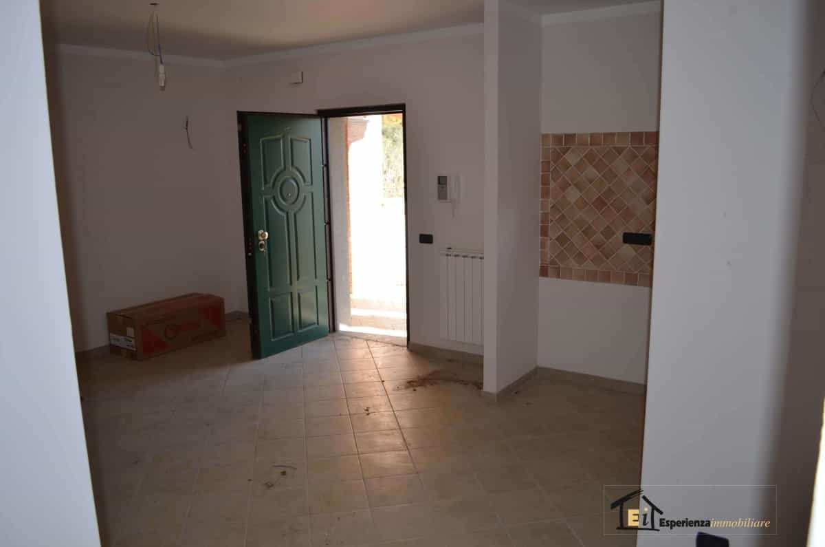 House in Forano, Lazio 11554650
