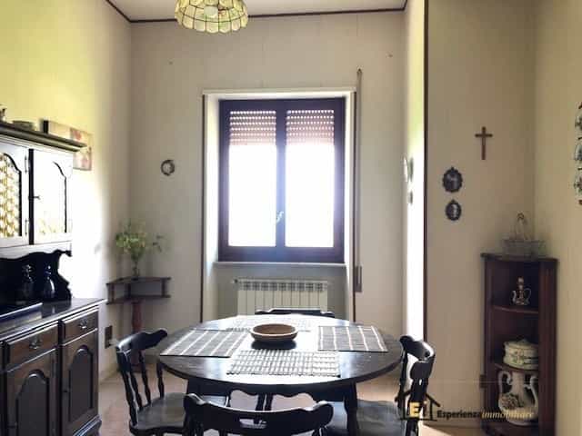 公寓 在 波吉奧·米爾特托, 拉齊奧 11554652