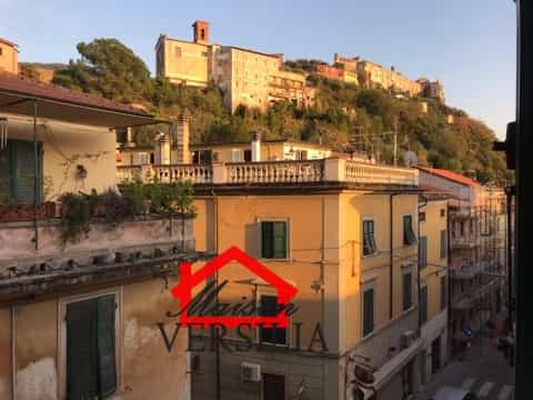 Condominium dans Massa, Toscane 11554957