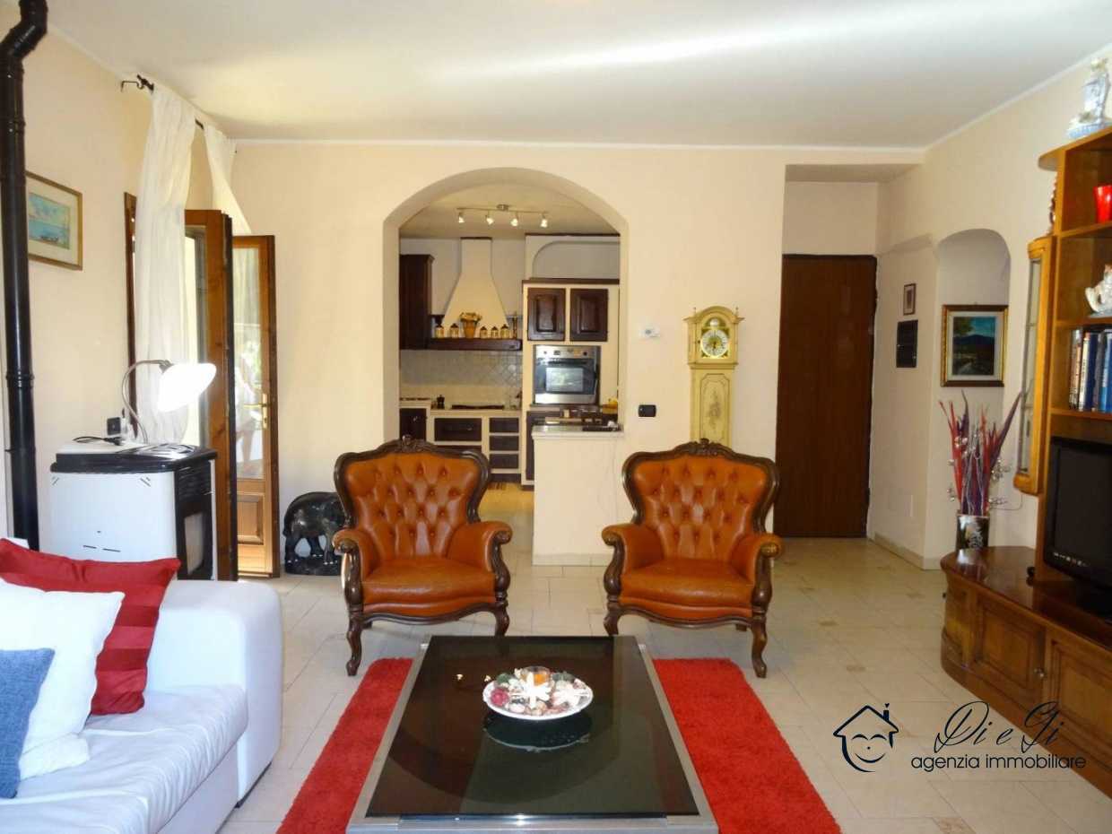 公寓 在 加尔伦达, 利古里亚 11555008