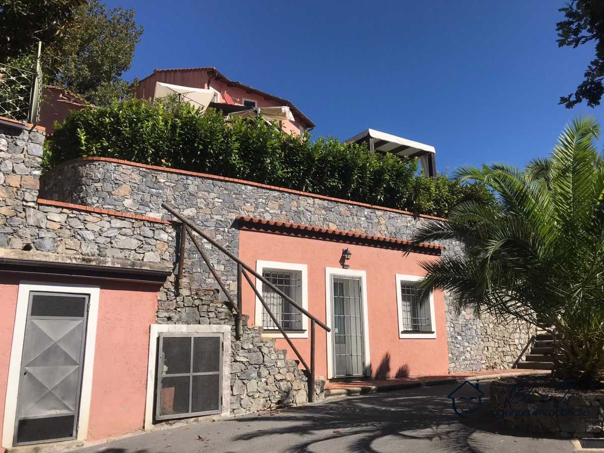 Dom w Garlenda, Liguria 11555025