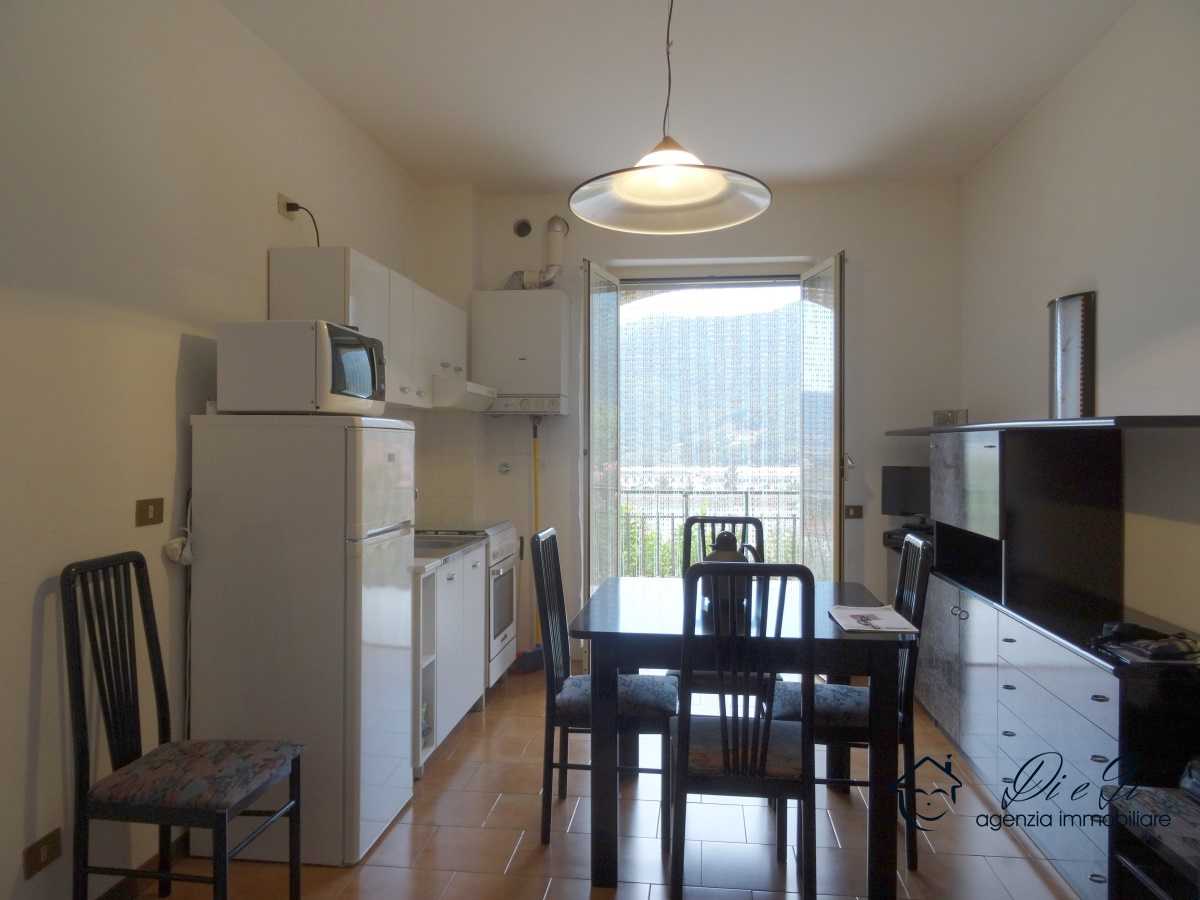 Condominio nel Quiliano, Liguria 11555040
