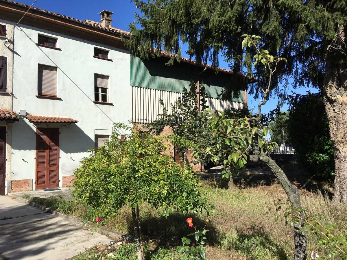 House in Casei Gerola, Piedmont 11555124