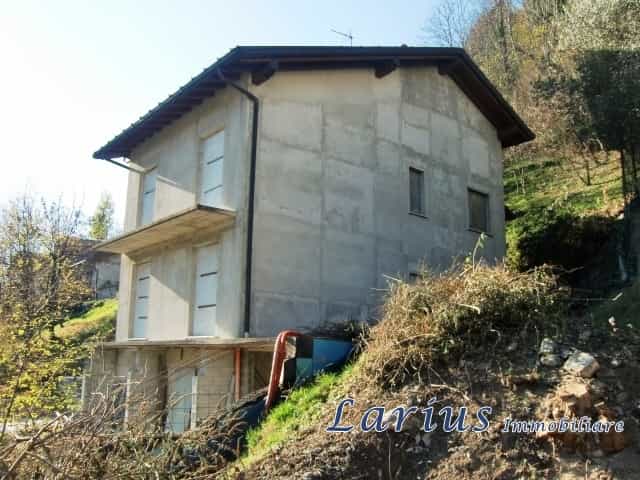 بيت في , Lombardy 11555170