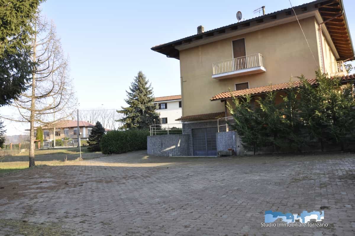 House in Rivoli, Piedmont 11555197