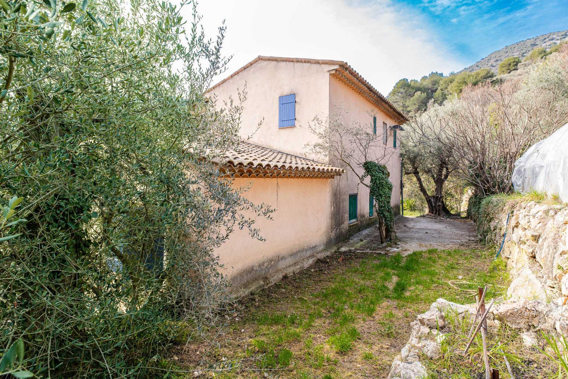 Hus i Le Ray, Provence-Alpes-Cote d'Azur 11555335