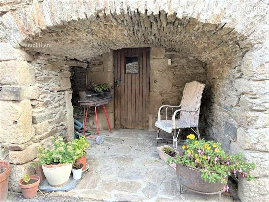 Dom w Ségur, Aveyron 11555338