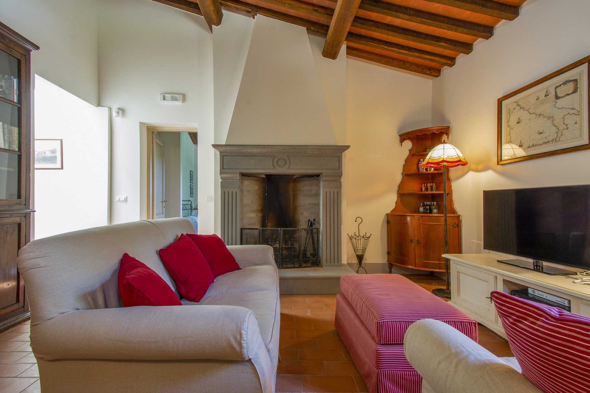 rumah dalam Palaia, Tuscany 11555345