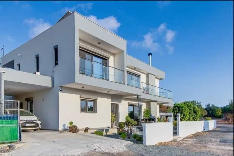 House in Paphos, Paphos 11555453