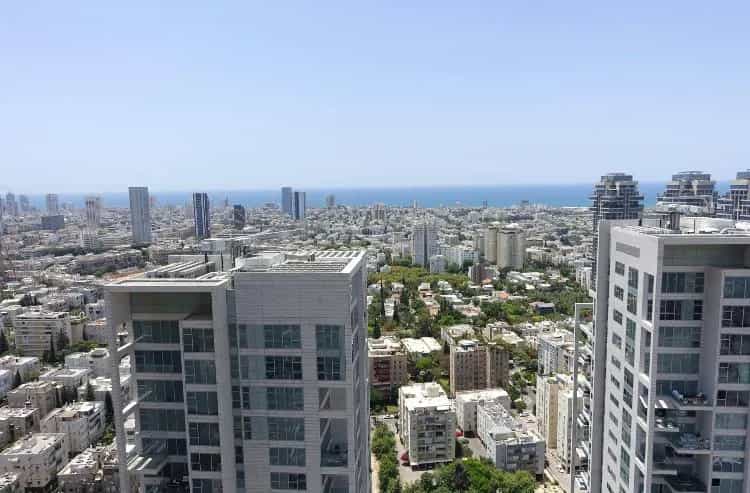Osakehuoneisto sisään Tel Aviv-Yafo, Tel Aviv District 11596935