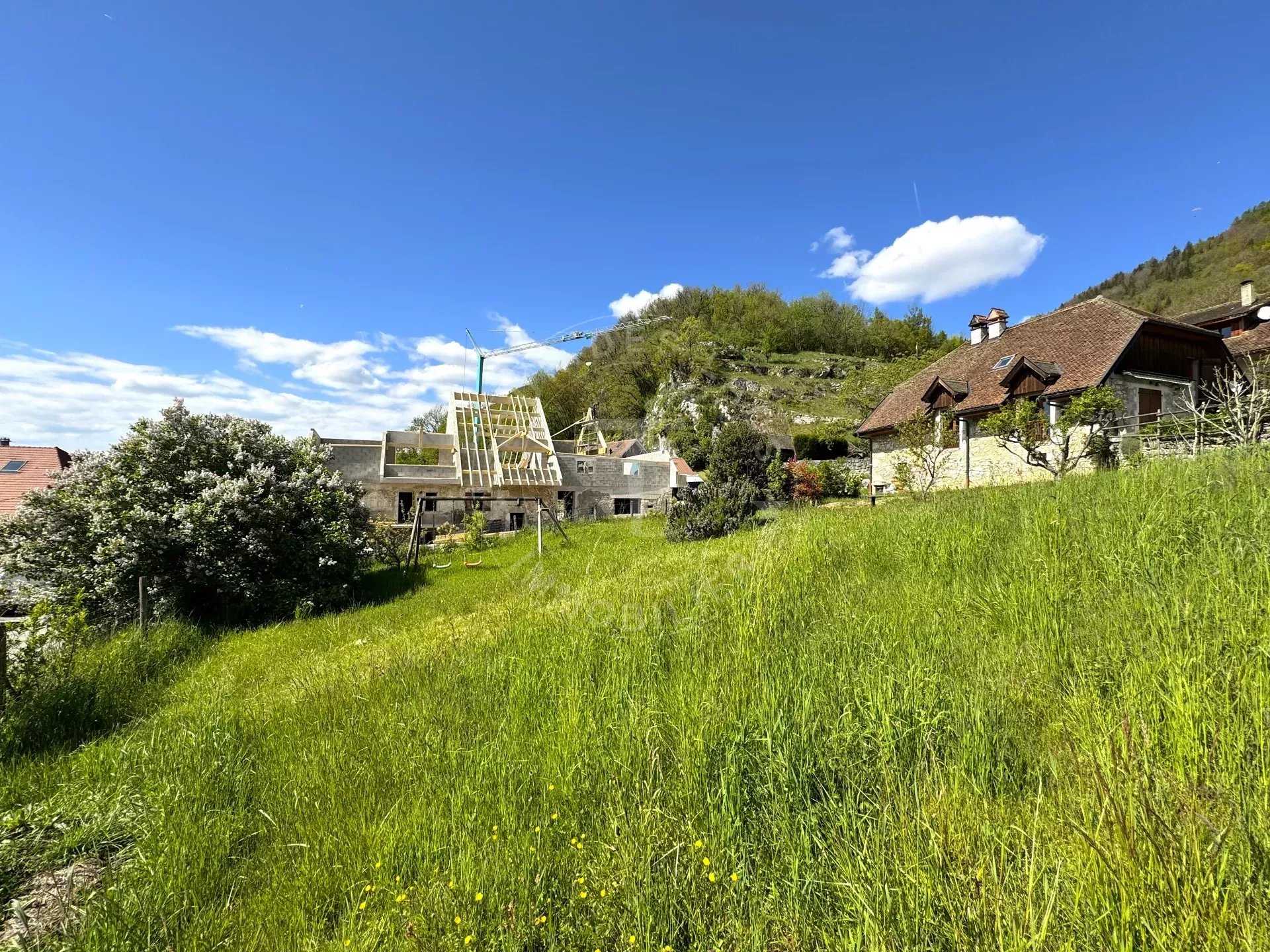 多個房子 在 安納西, 奧弗涅-羅納-阿爾卑斯大區 11597009