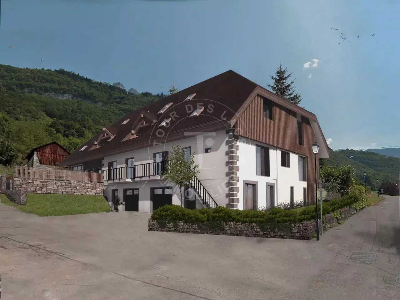 Beberapa Rumah di Talloires-Montmin, Haute-Savoie 11597010