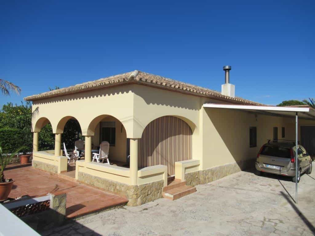 жилой дом в Олива, Валенсия 11597165