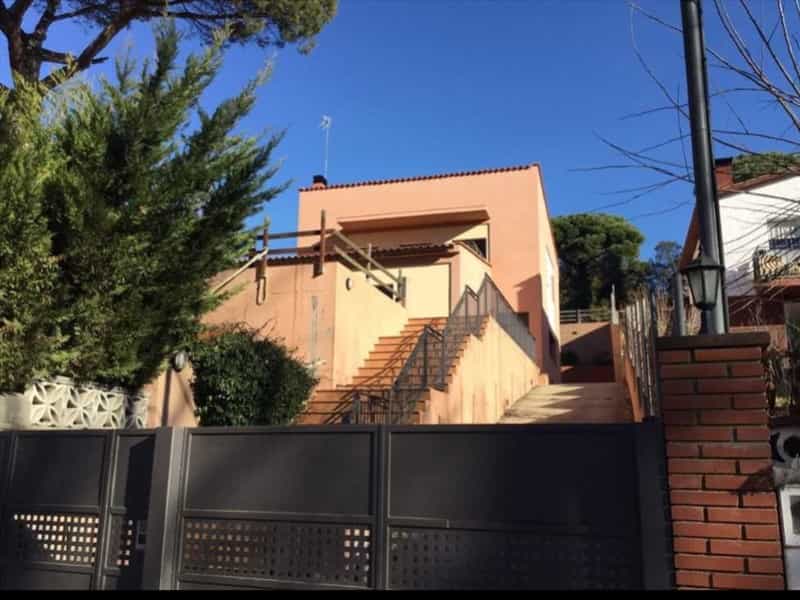 Будинок в Силс, Каталонія 11597448