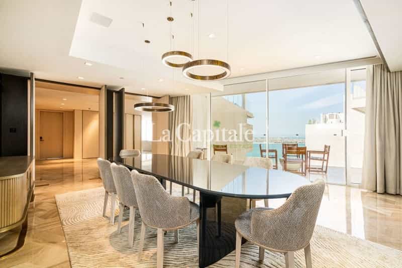 Condominium in Dubai, Dubayy 11597557