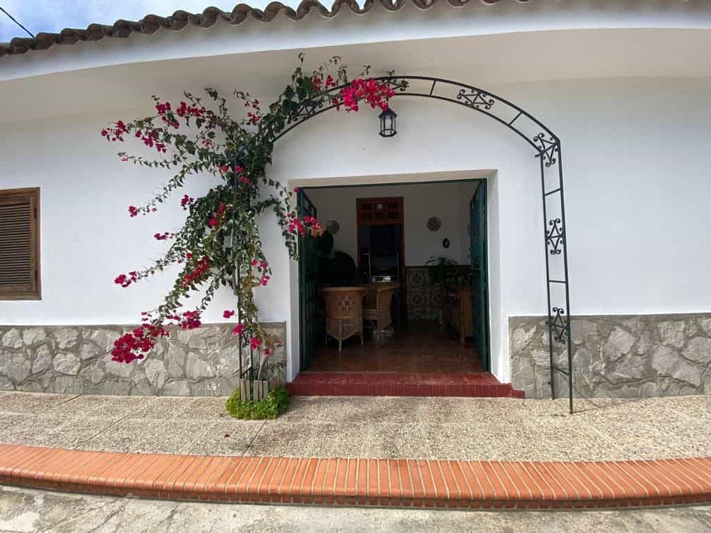 Будинок в Vejer de la Frontera, Andalusia 11598092