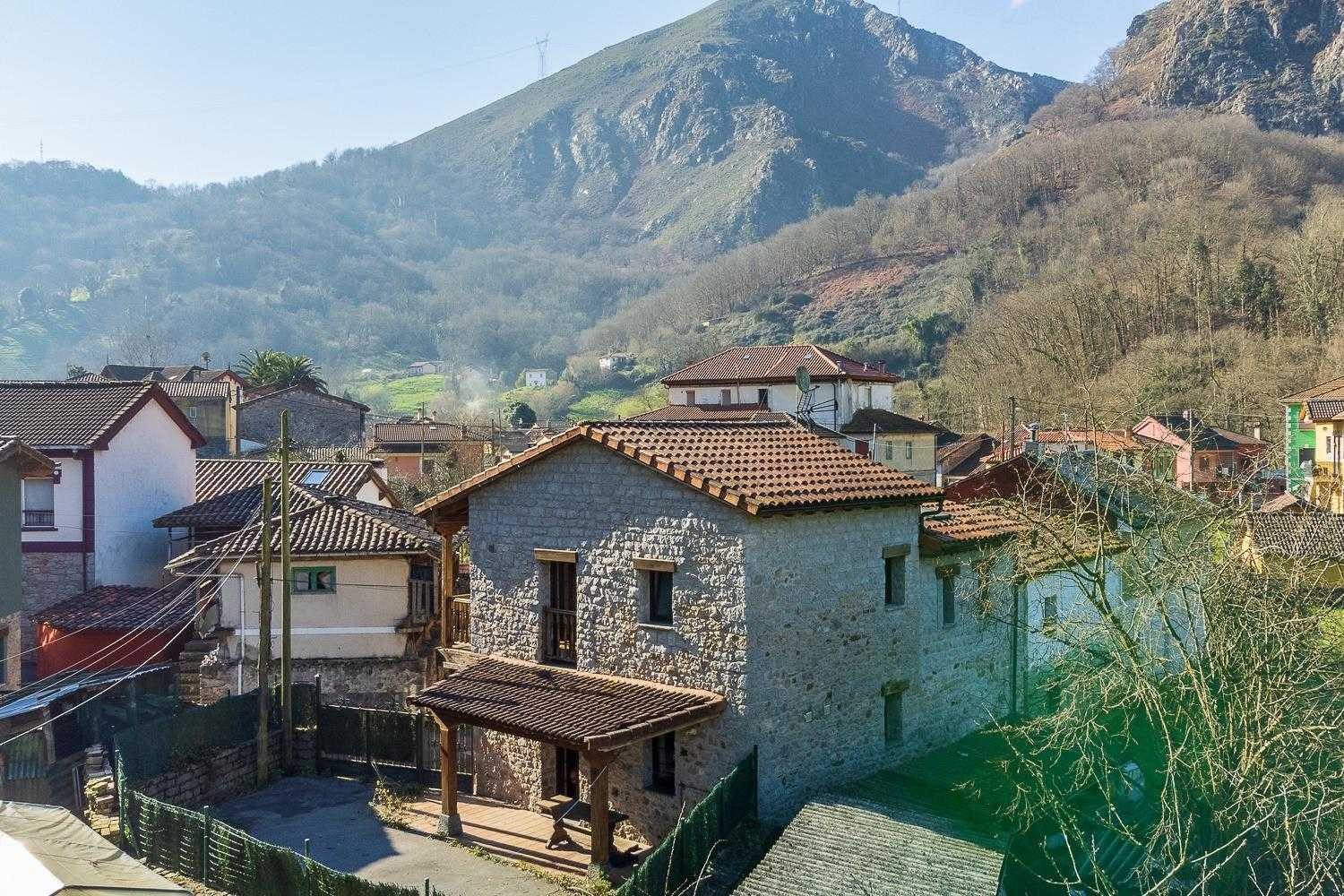 Condominium in Trubia, Asturias 11598167