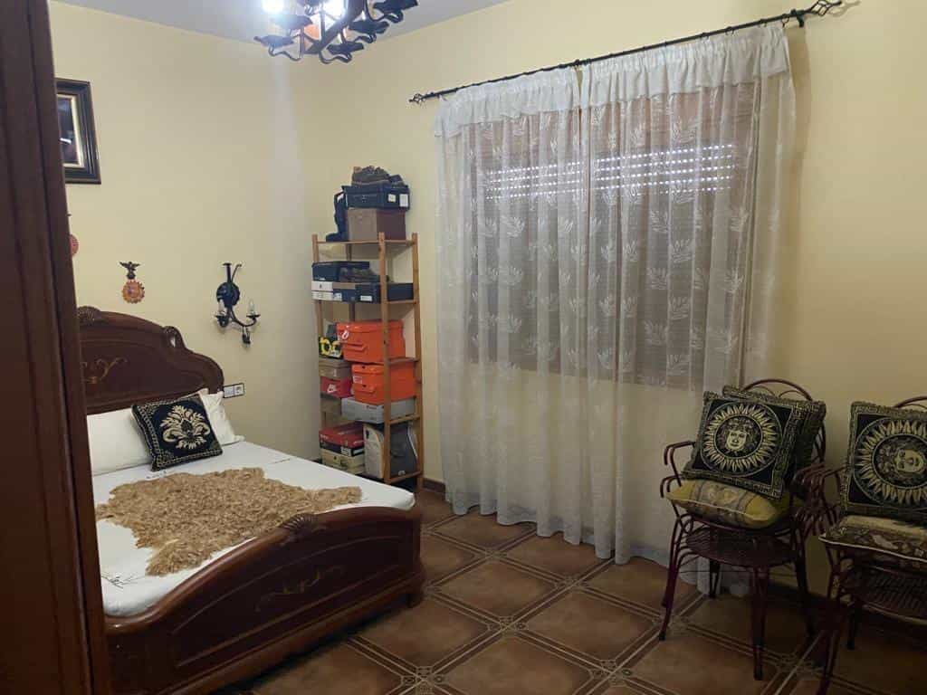 Casa nel Mengíbar, Andalucía 11598235