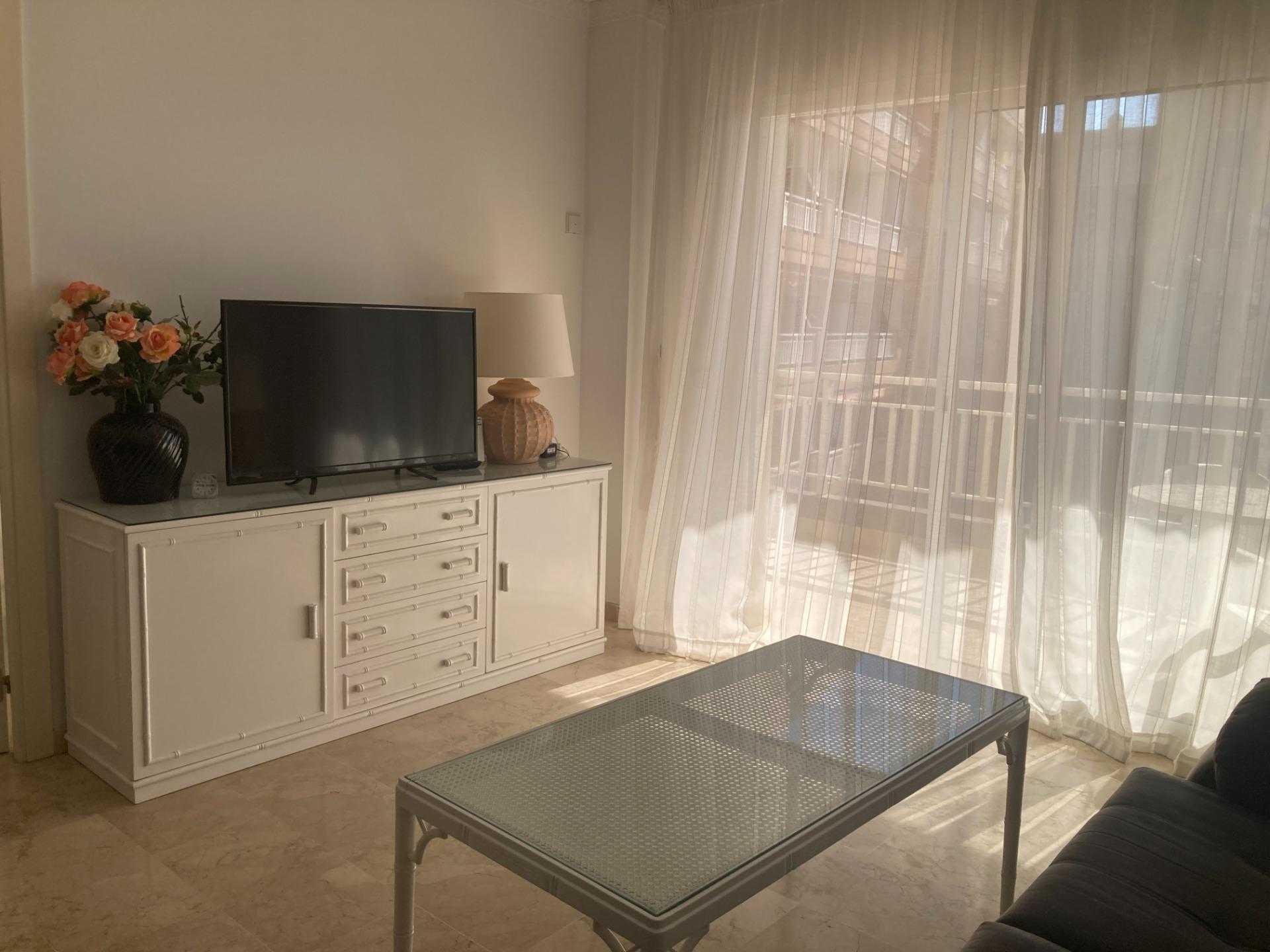 Condominium in Fuengirola, Andalusia 11598380