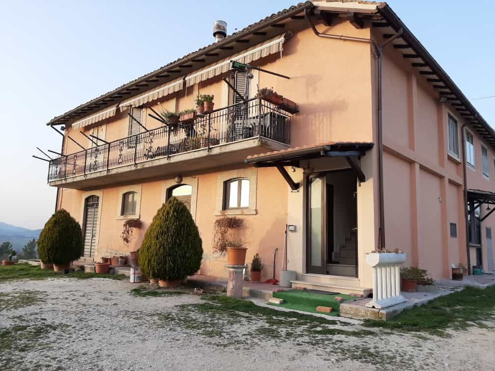 casa en Spoleto, Umbria 11598673