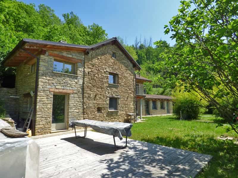 House in Cortemilia, Piemonte 11598690
