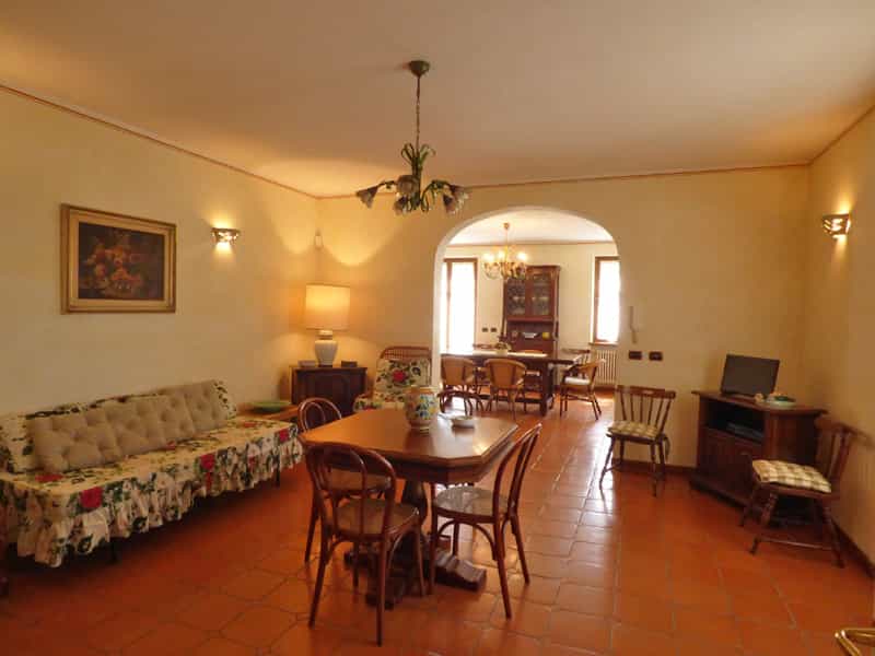 casa en Narzole, Piemonte 11598692