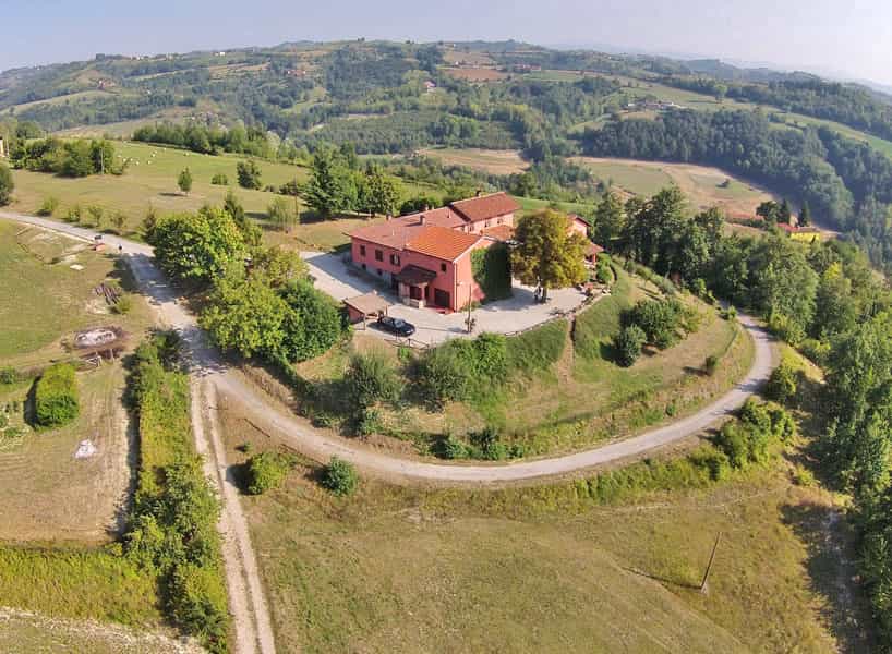 House in Murazzano, Piedmont 11598695
