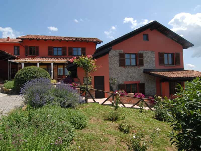 House in Murazzano, Piedmont 11598695