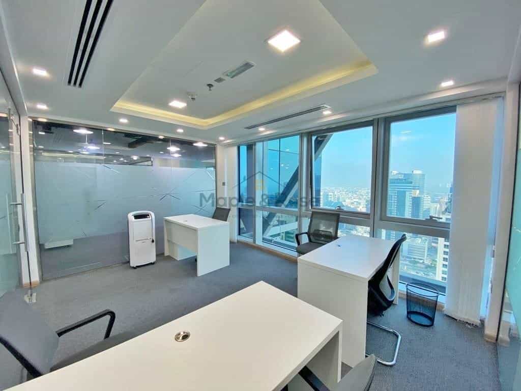 कार्यालय में दुबई, दुबई 11600111