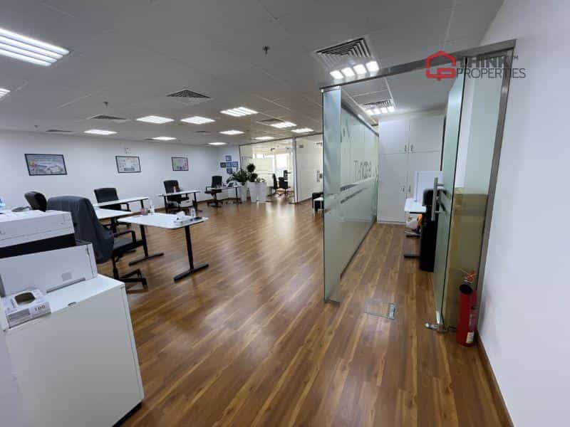 Bureau dans Dubai, Dubaï 11600528