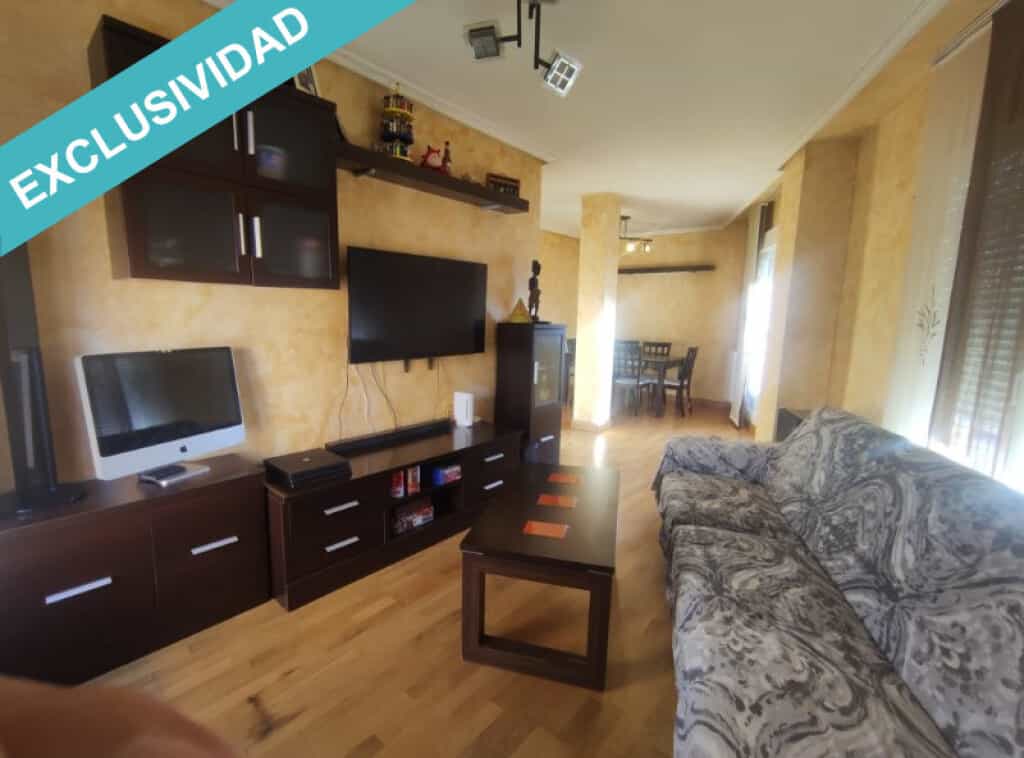Condominium in Illescas, Castille-La Mancha 11602970
