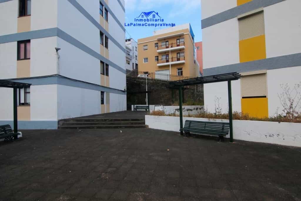Condominium in Santa Cruz de la Palma, Canarias 11603168