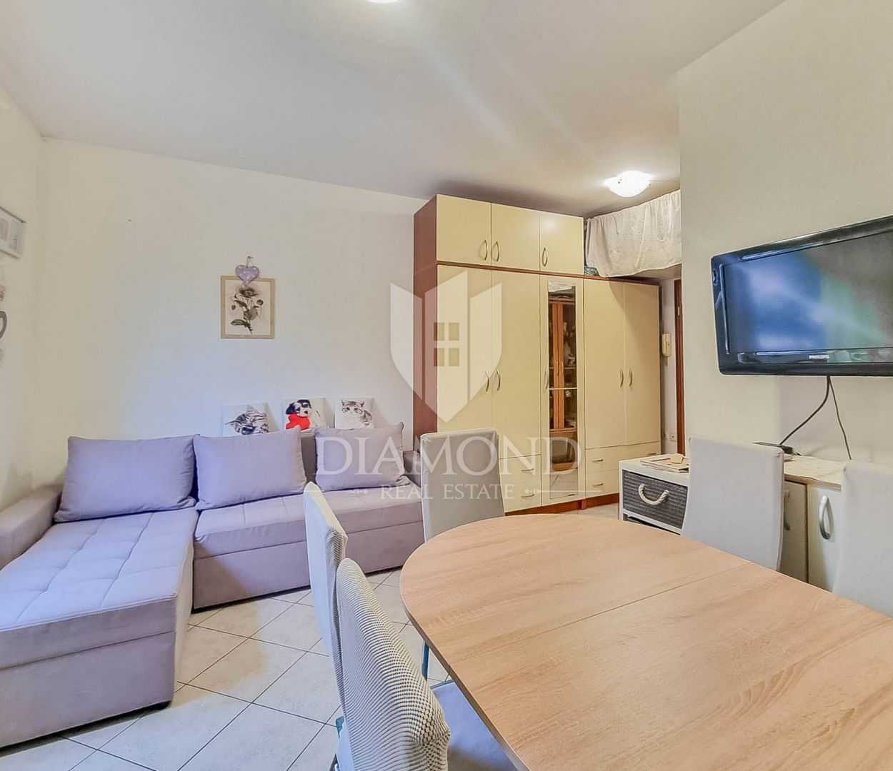 Condominium in Novigrad, Istarska Zupanija 11603436