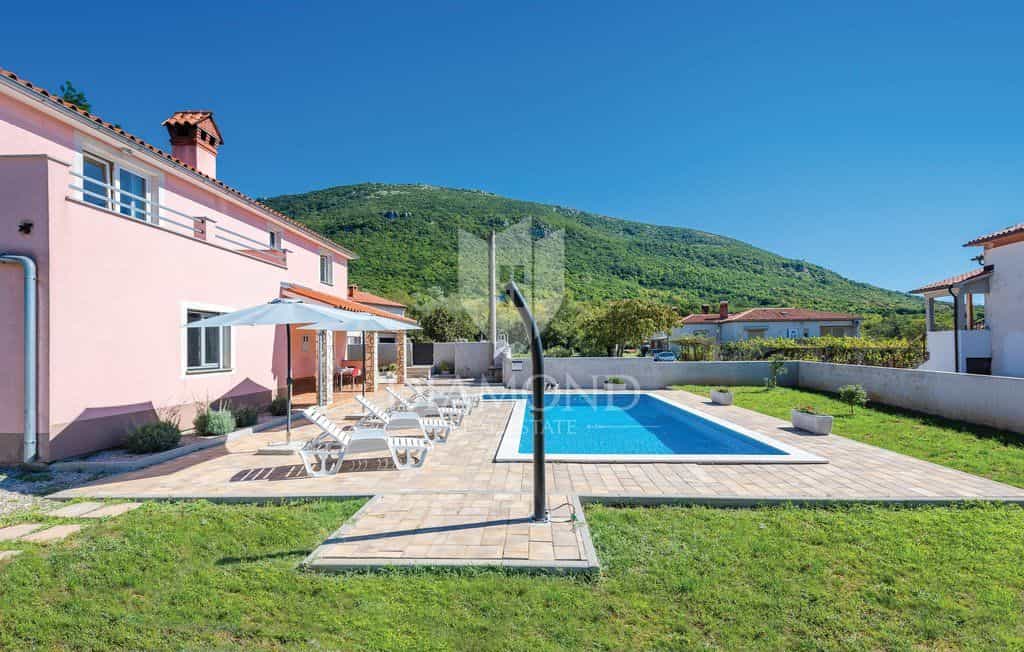 σπίτι σε Kršan, Istria County 11604964