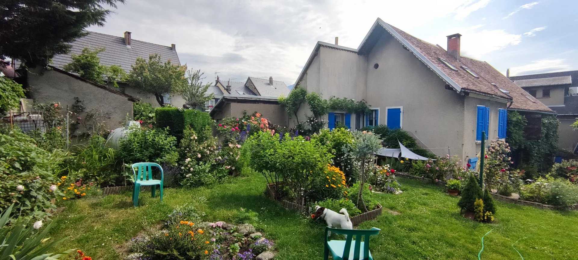 σπίτι σε La Mure, Auvergne-Rhone-Alpes 11607314