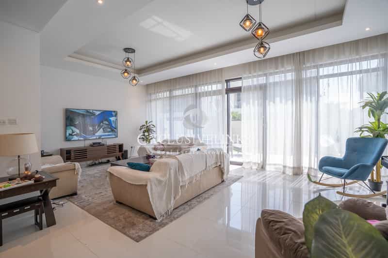 House in Dubai, Dubayy 11607452