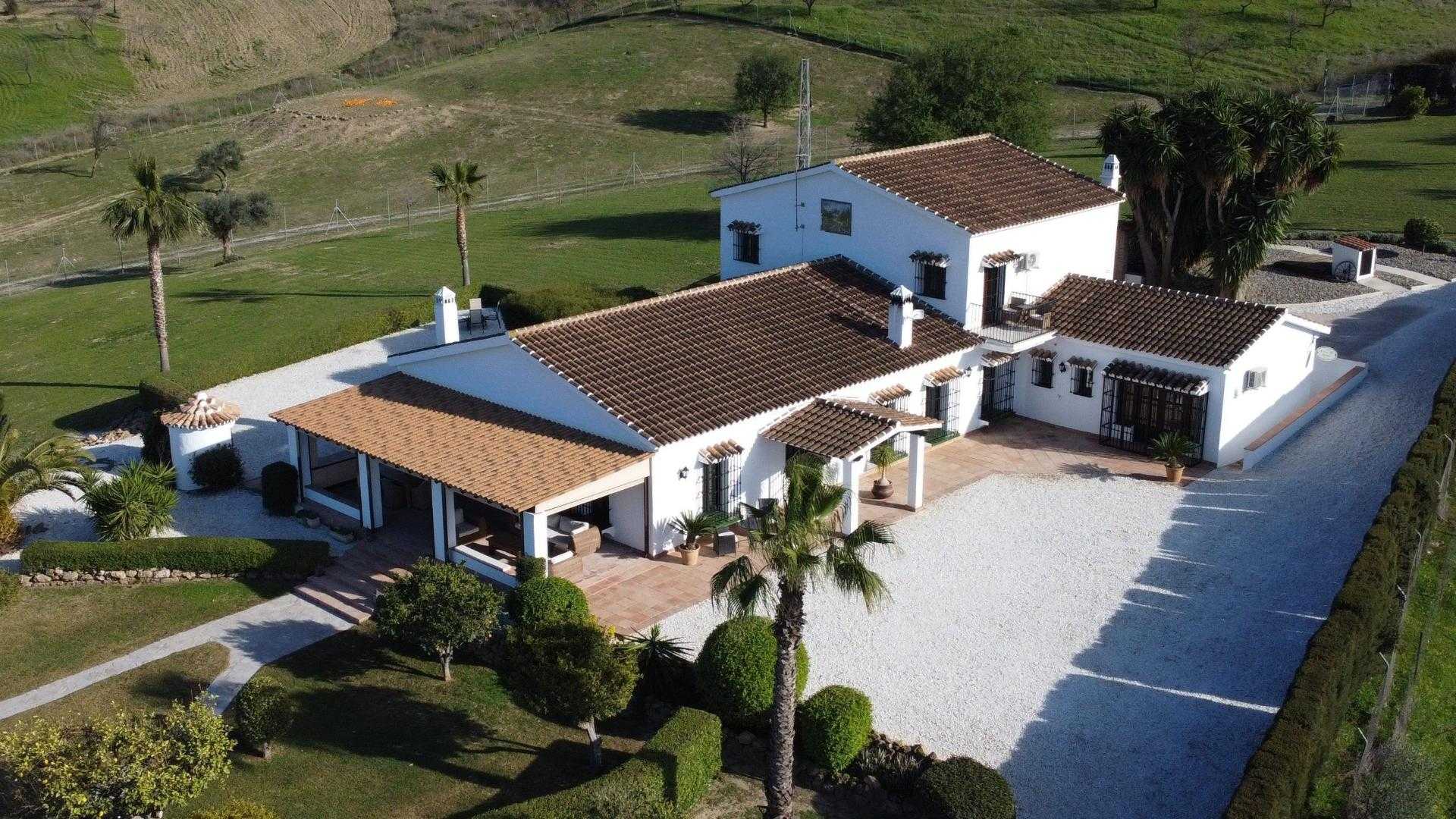 casa en Alhaurín el Grande, Andalucía 11607508
