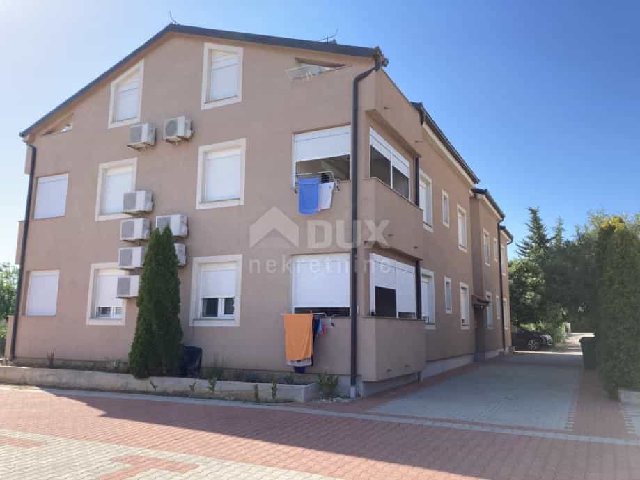 Eigentumswohnung im Ugljan, Zadar County 11608984