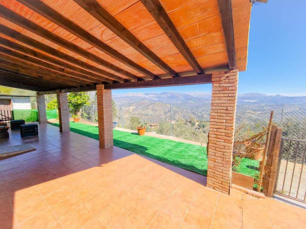 rumah dalam Comares, Andalusia 11611050