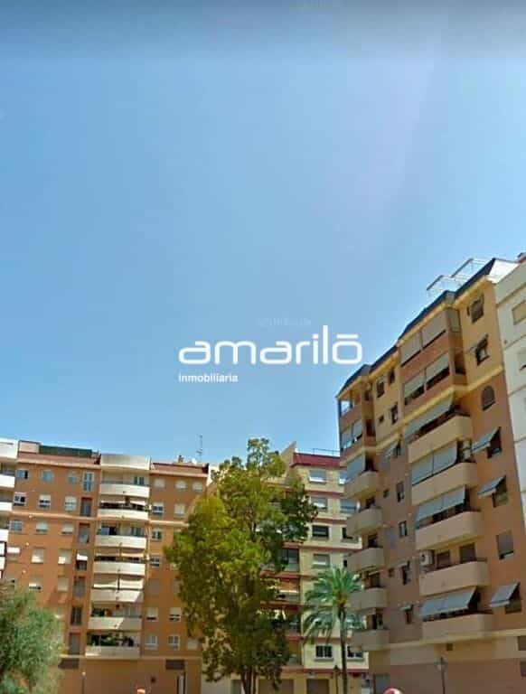 Condominium in València, Comunidad Valenciana 11611071