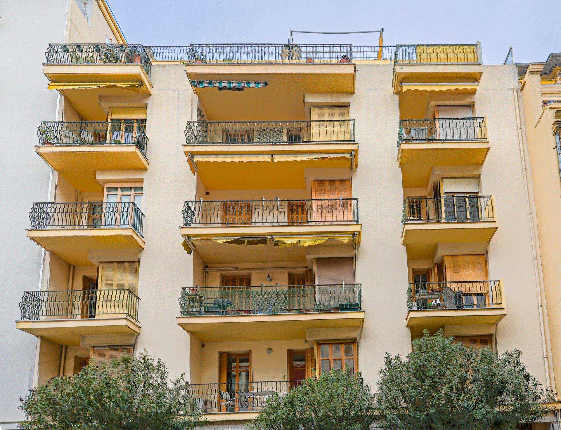 Condominium dans Nice, Alpes-Maritimes 11611160