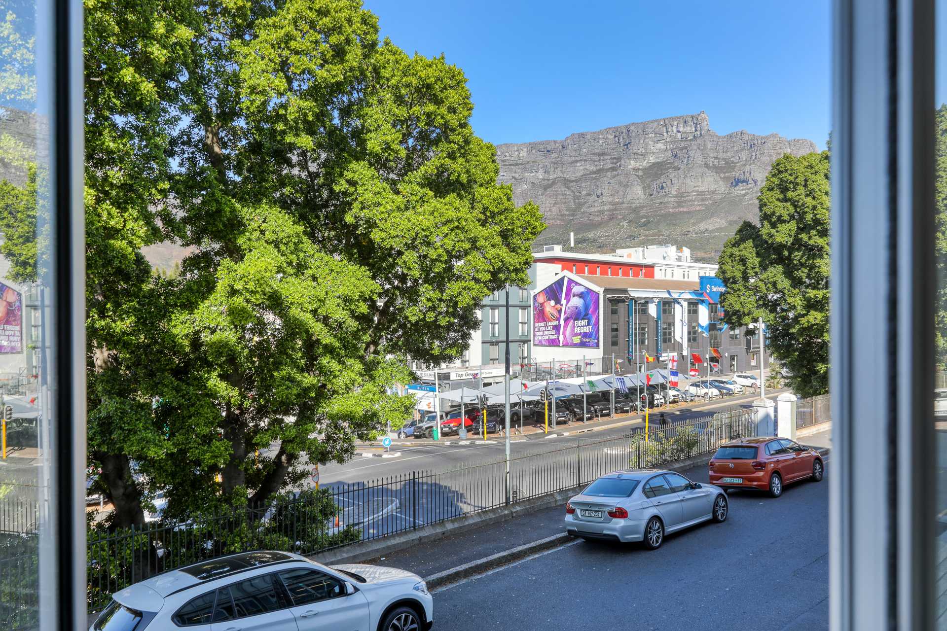 Condominium in Cape Town, 218 Buitengracht Street 11611409