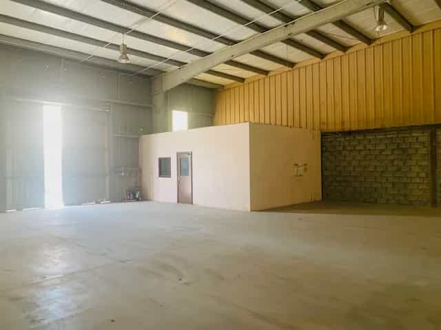 Industrieel in Wadiyan, Al 'Asimah 11611418
