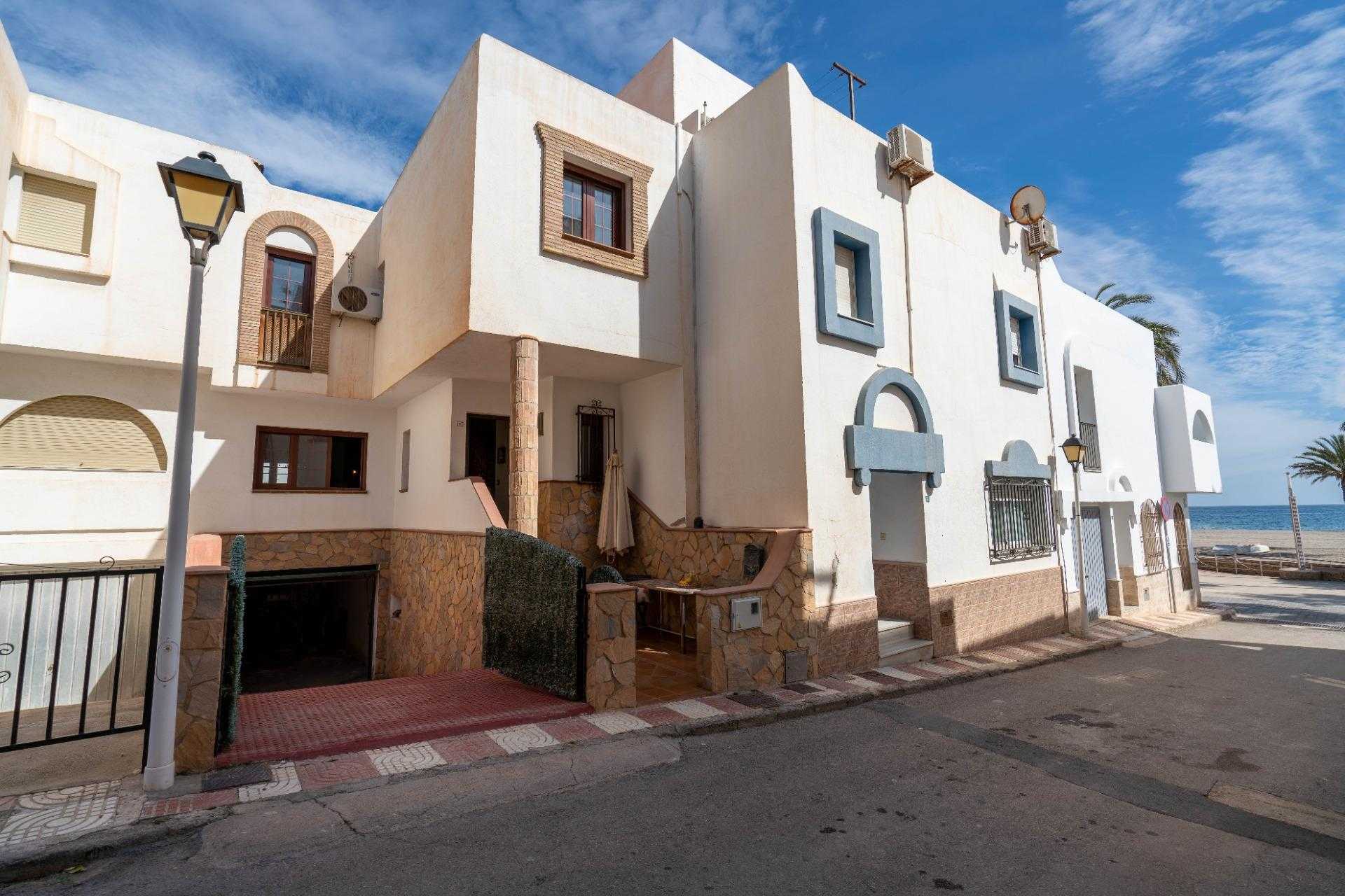 жилой дом в Карбонерас, Андалусия 11611542